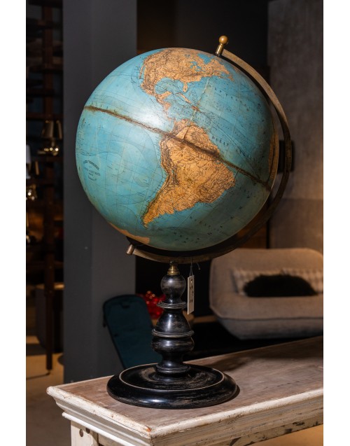 VINTAGE GLOBE